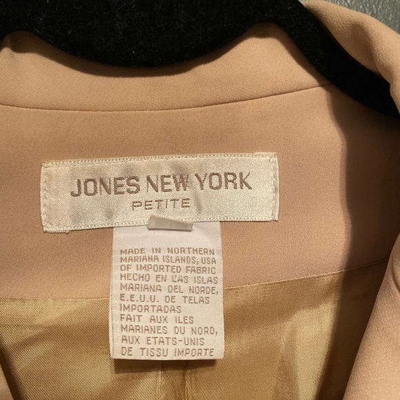 Jones New York double stitch tan blazer - Picture 2 of 2